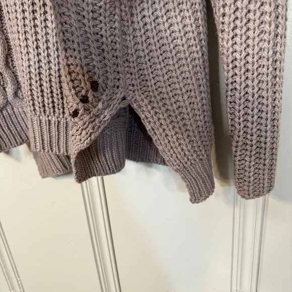Miracle Sweater Lavender cable front detailing with side slits size S / M‎ - Picture 3 of 11